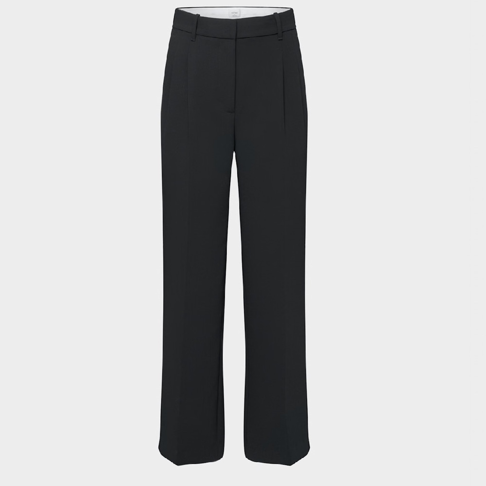 Aritzia Effortless Pants Size 4 Black